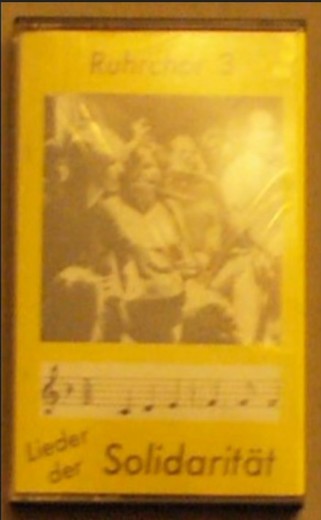 Image of a book 'Brot und Rosen': a collection of songs of solidarity, also used as a video cover image.